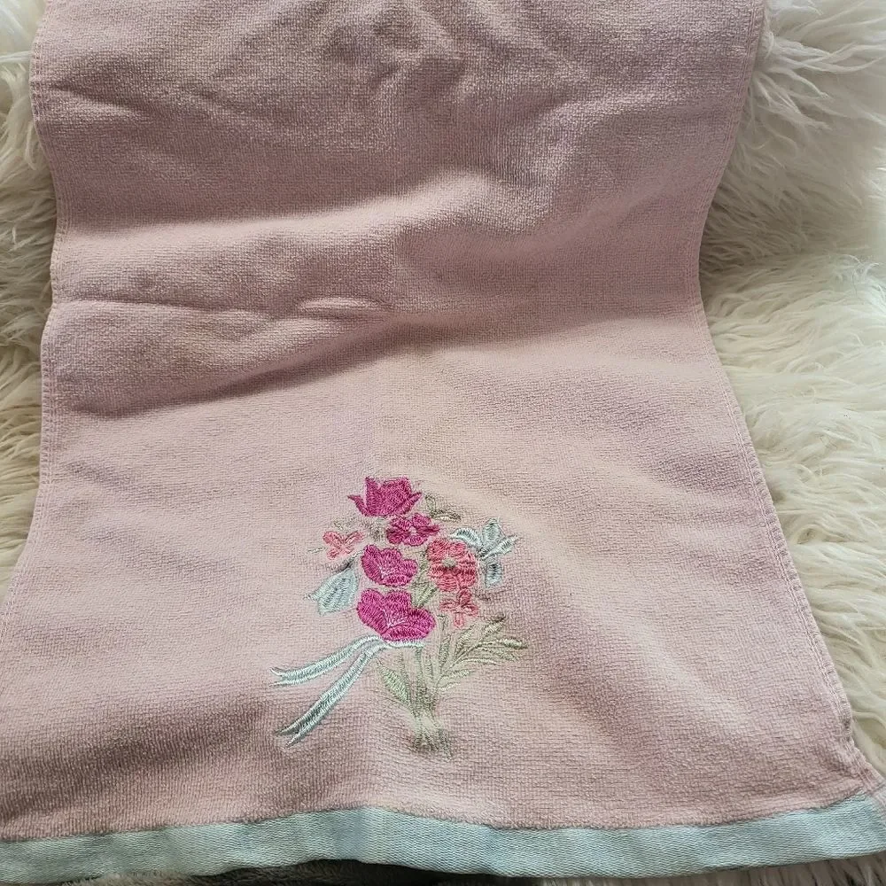 Mainstays Pink and Blue Floral Kitchen Towels Set of 2